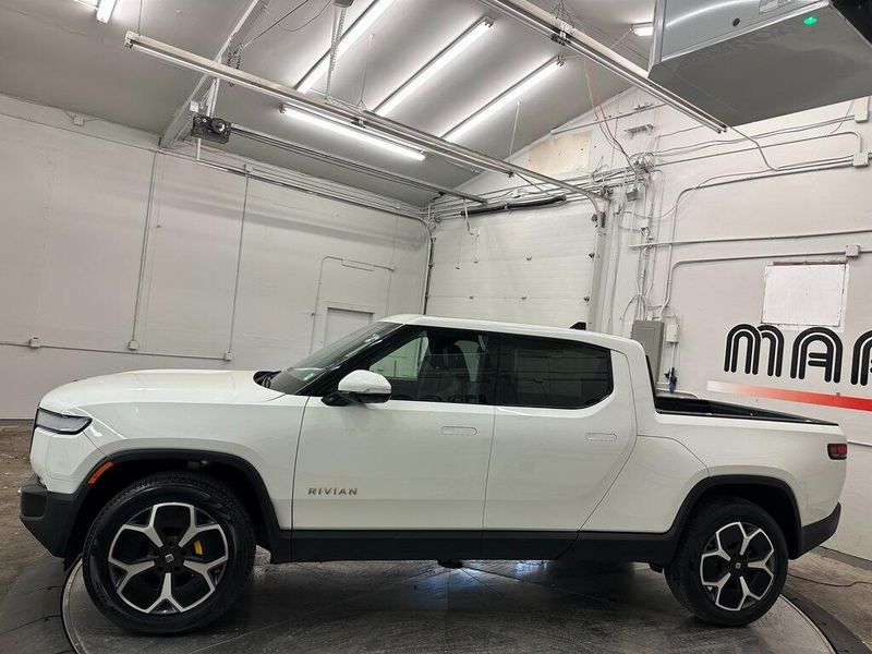 2022 Rivian R1T AdventureImage 13