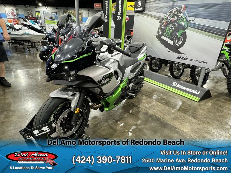 2024 Kawasaki NINJA 7 HYBRID ABSImage 31