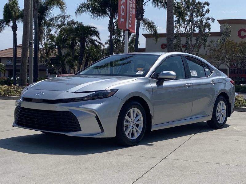 New 2025 Toyota Camry LEImage 6
