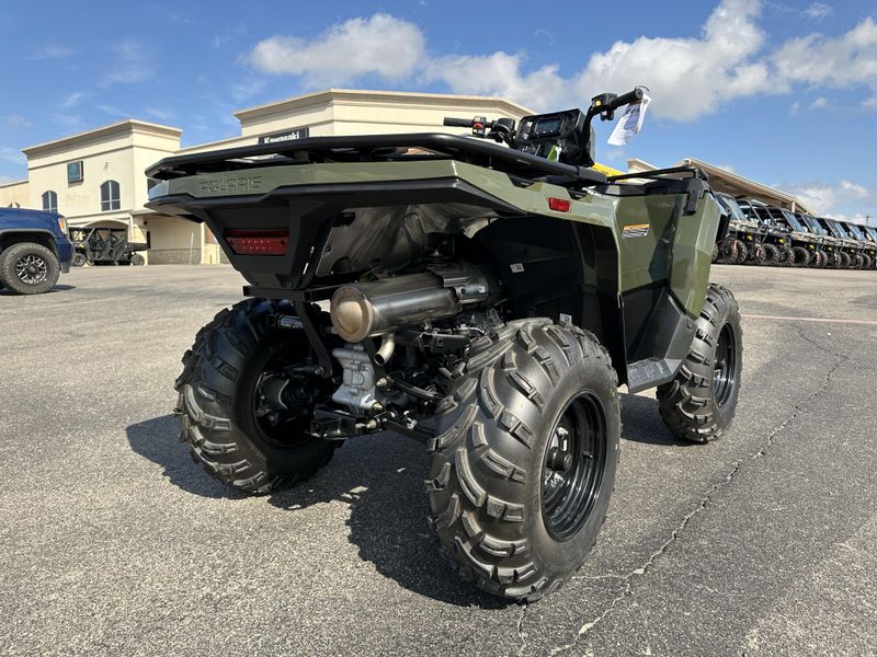 2025 POLARIS SPORTSMAN 450 HO UTILITY SAGE GREEN in a SAGE GREEN exterior color. Family PowerSports (877) 886-1997 familypowersports.com 