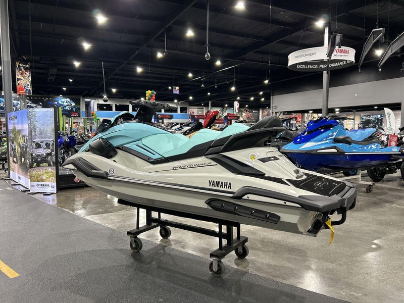 2025 Yamaha FX CRUISER HO W/AUDIO  in a MINT/PEARL exterior color. Del Amo Motorsports of Redondo Beach (424) 390-7811 delamomotorsports.com 