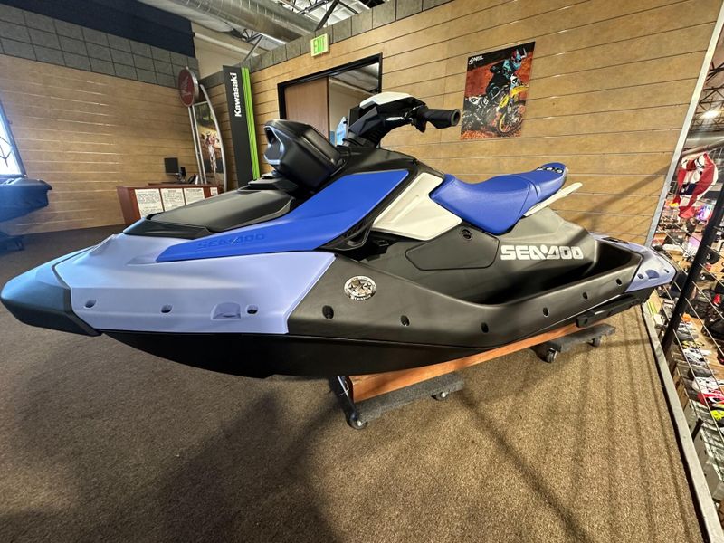New 2024 Sea-Doo SPARK FOR 2 90 (SOUND SYSTEM) Image 16