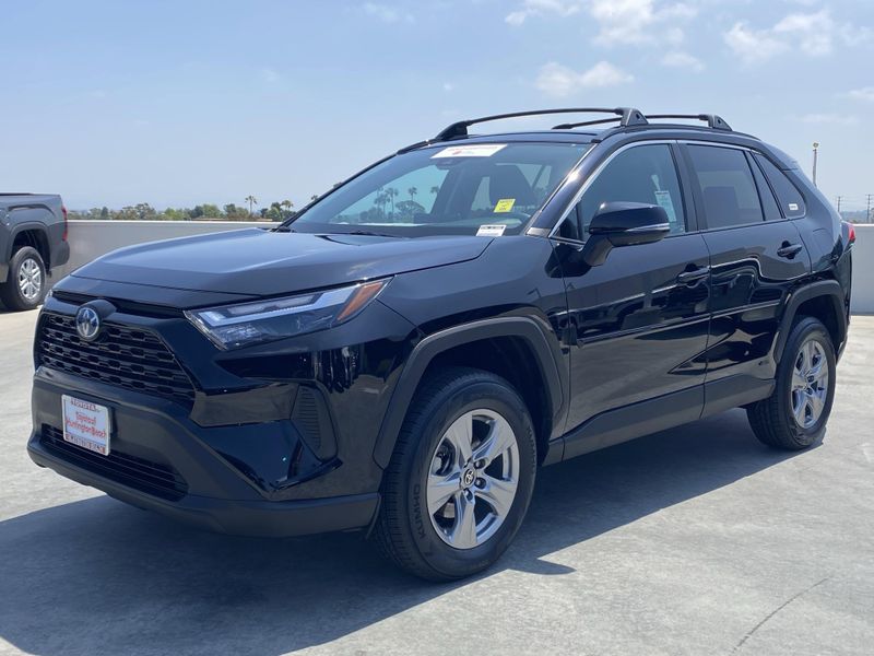 2024 Toyota RAV4 XLEImage 8