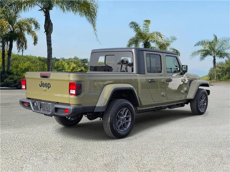New 2026 Jeep Gladiator Sport S 4x4