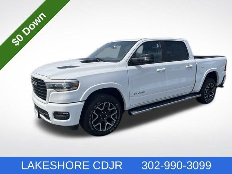 New 2025 RAM 1500 Laramie Crew Cab 4x4 5'7' Box