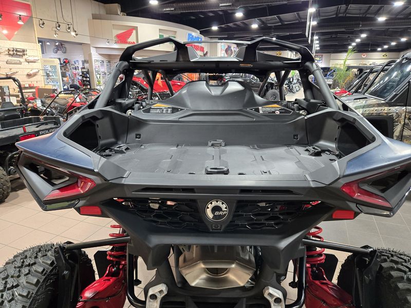 NEW 2025 CAN-AM MAVERICK R MAX X RS 999T DCT Image 15