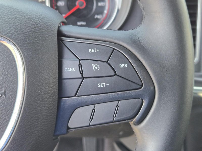 Used 2018 Dodge Charger SXT RWD