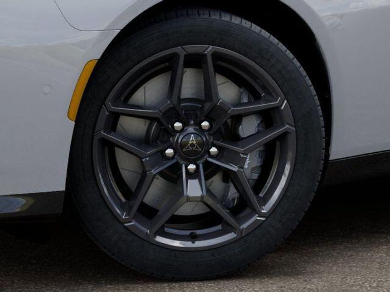 New 2026 Dodge Charger Scat Pack 2-door AwdImage 8