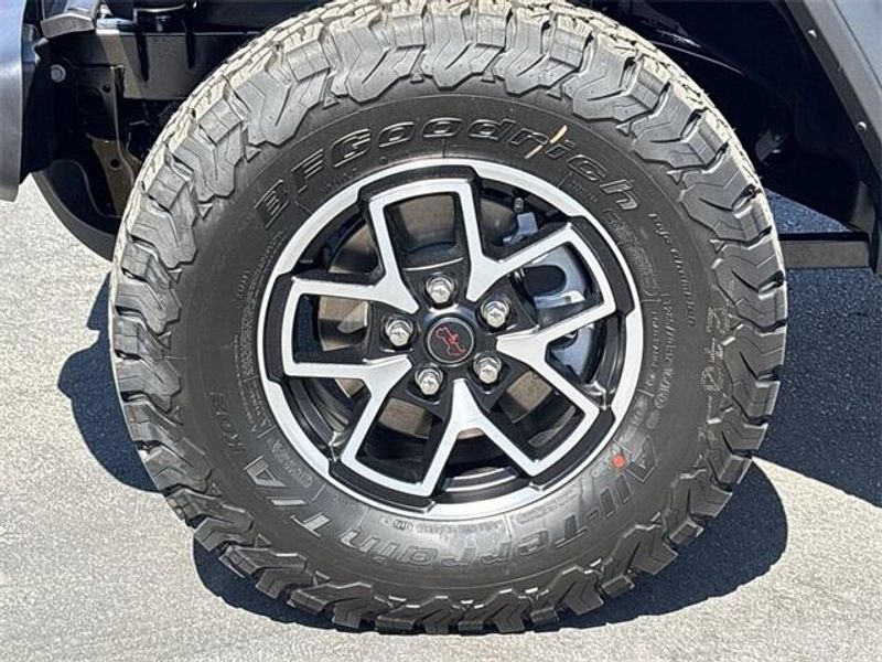 New 2025 Jeep Wrangler 4-door RubiconImage 10