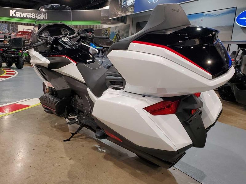 Used 2024 Honda GOLDWING TOUR Image 7