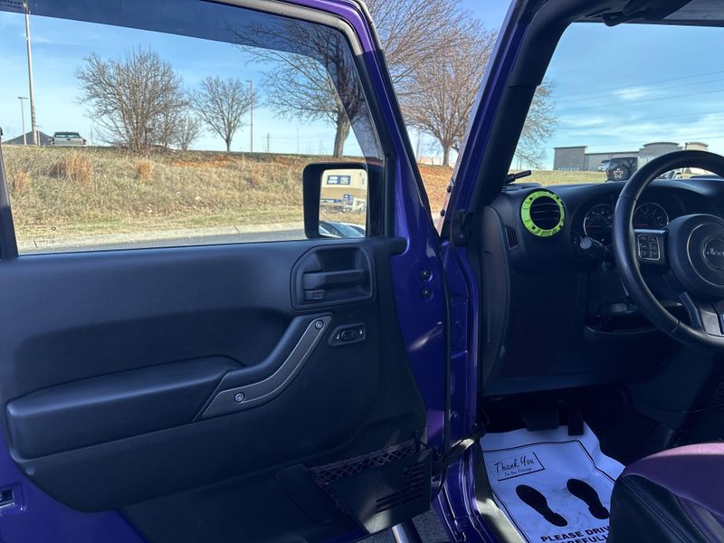 Used 2017 Jeep Wrangler Unlimited SportImage 19