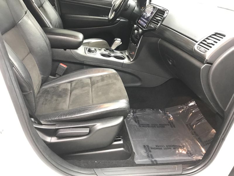 Used 2020 Jeep Grand Cherokee NorthImage 16