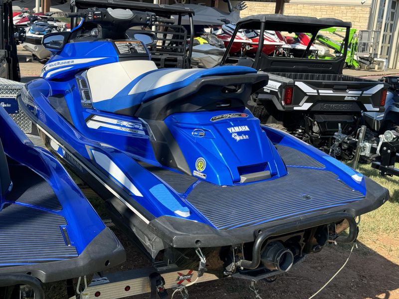 2017 Yamaha FX SVHO AZURE BLUE Image 4