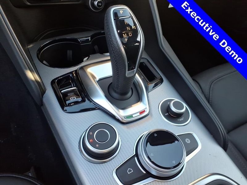 New 2025 Alfa Romeo Giulia RwdImage 24