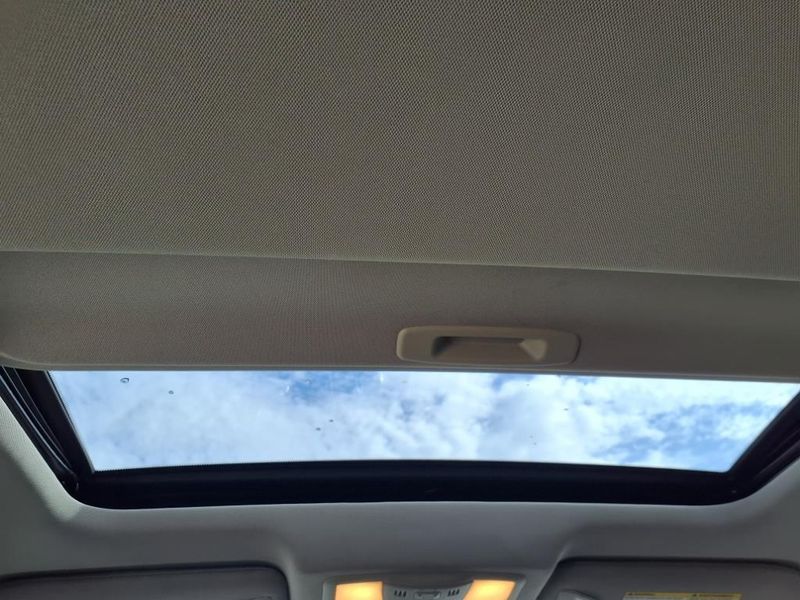 2017 INFINITI QX50 BaseImage 5
