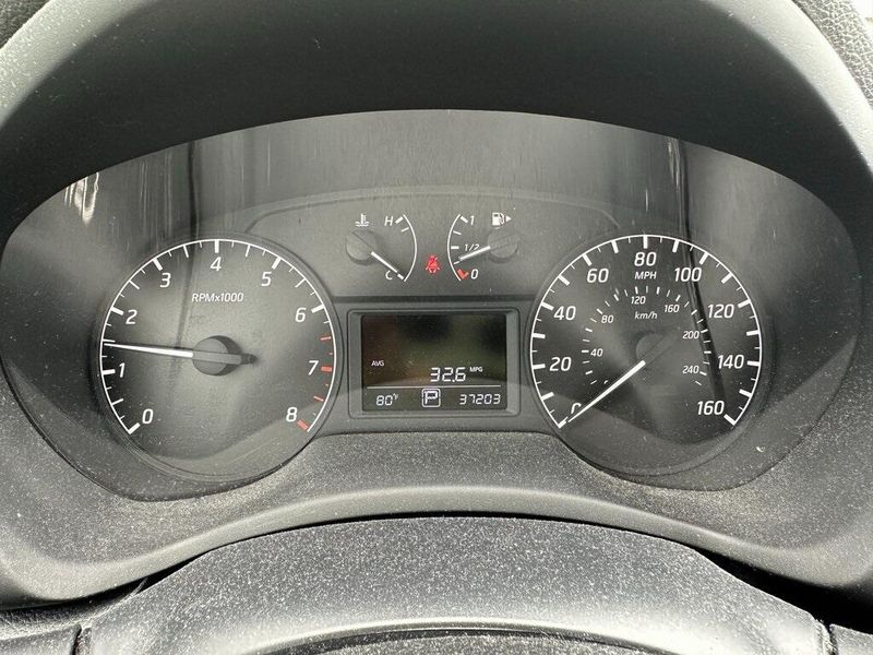 2015 Nissan Sentra SImage 16