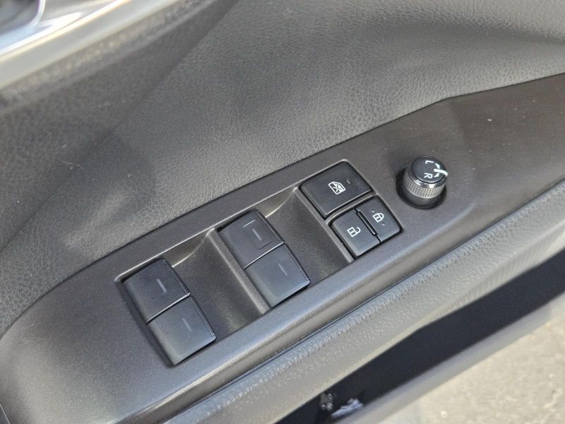 Used 2024 Toyota Camry SE Auto (Natl)