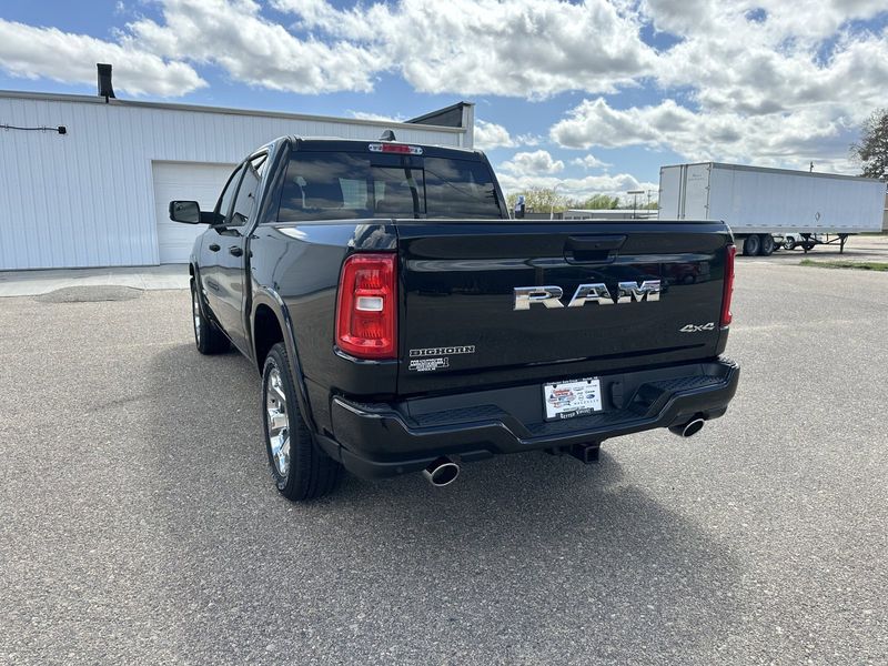 2025 RAM 1500 Big Horn Crew Cab 4x4 5