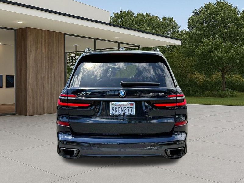 Used 2024 BMW X7 xDrive40iImage 10