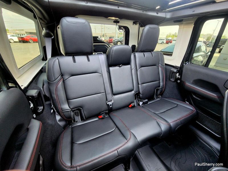 New 2026 Jeep Wrangler 4-door Rubicon X