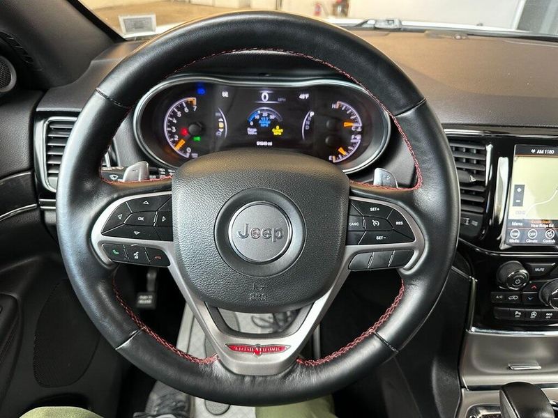 2021 Jeep Grand Cherokee TrailhawkImage 2