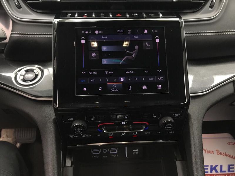 Used 2023 Jeep Grand Cherokee L LaredoImage 12