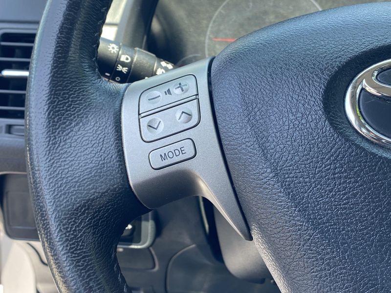 2010 Toyota Corolla SImage 25