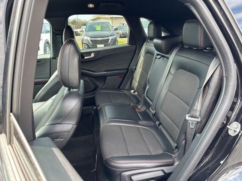 2024 Ford Escape ST-LineImage 20