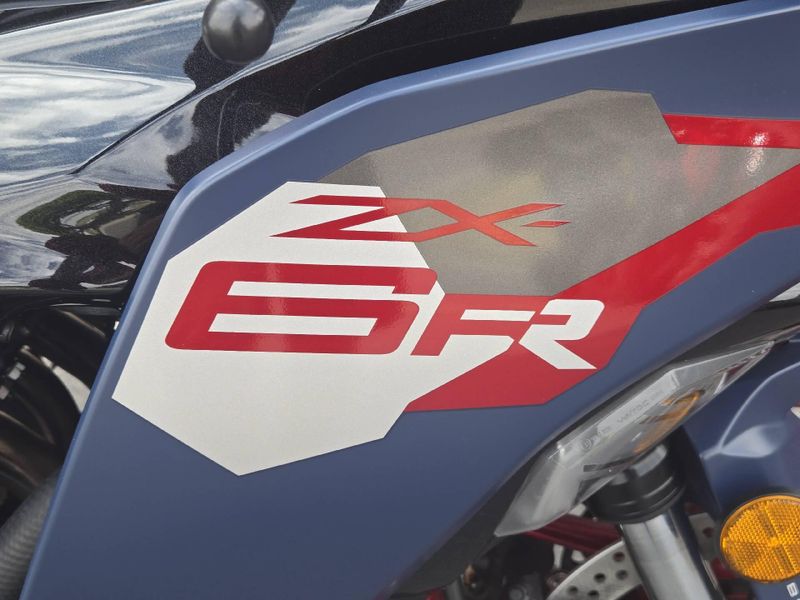 New 2027 Kawasaki NINJA ZX6R 