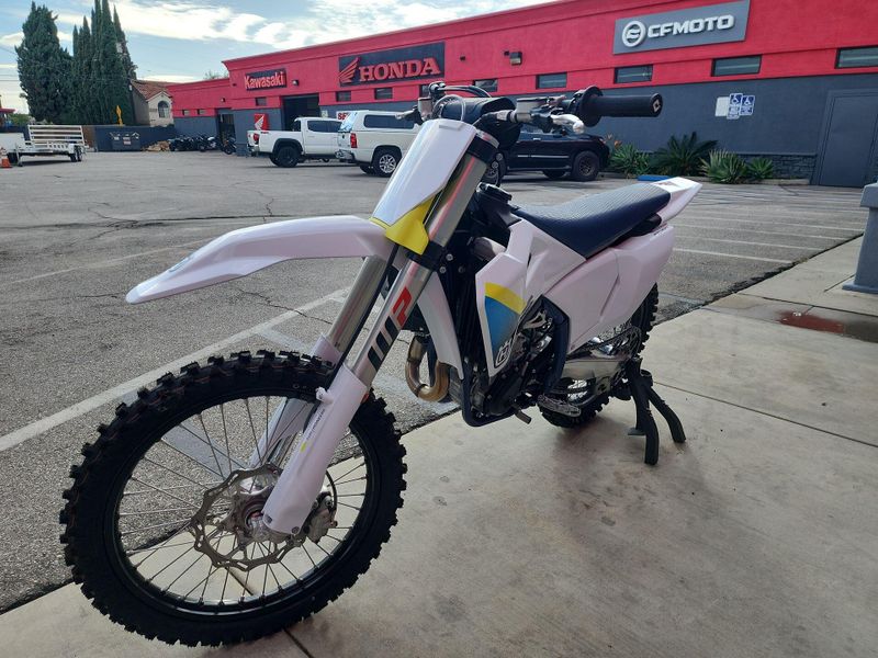 Used 2025 Husqvarna FC 450 Image 15