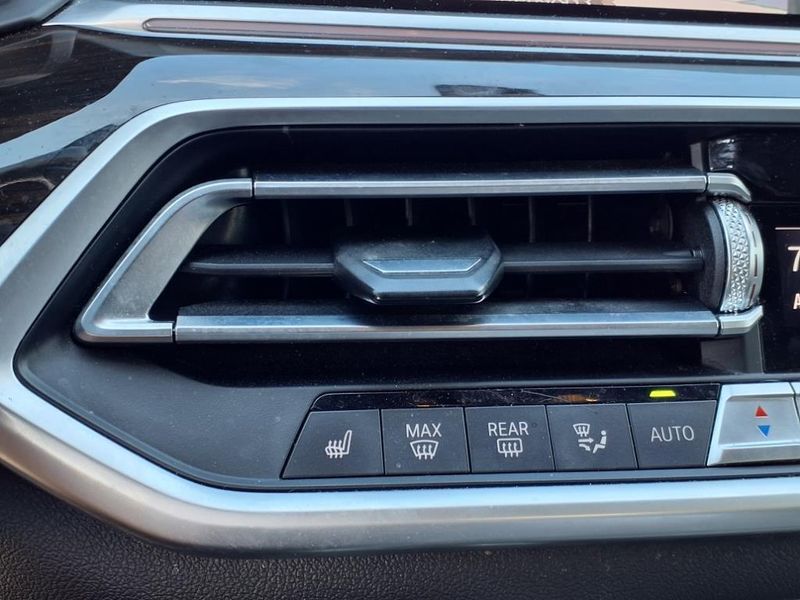 Used 2020 BMW X6 xDrive40iImage 6
