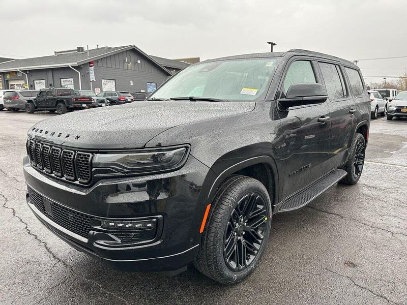 2025 Jeep Wagoneer Carbide photo 4