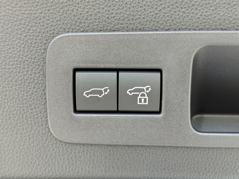 New 2026 Lexus LX 600 LuxuryImage 14