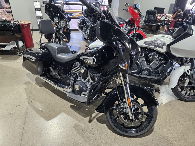 Used 2022 Indian Motorcycle CHIEFTAIN BLACK METALLIC 49ST BASE Image 1