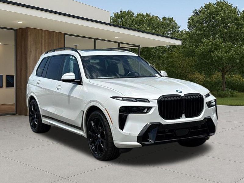 Used 2024 BMW X7 xDrive40iImage 6