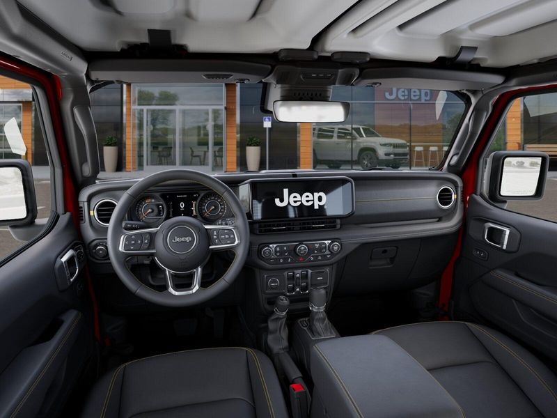 New 2026 Jeep Wrangler 4-door SaharaImage 34