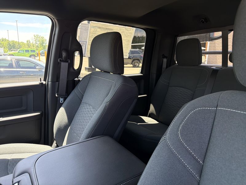 Used 2025 RAM 3500 Chassis TradesmanImage 30