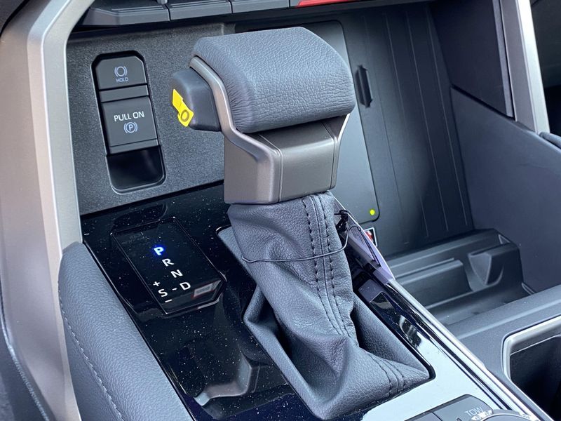 New 2025 Toyota Tundra Limited HybridImage 18