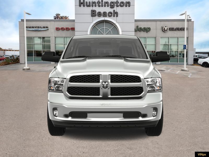 2024 RAM 1500 Classic Tradesman Crew Cab 4x2Image 12