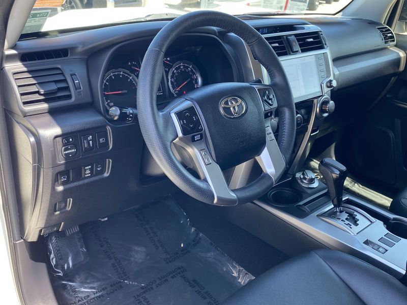 2022 Toyota 4Runner TRD SportImage 17