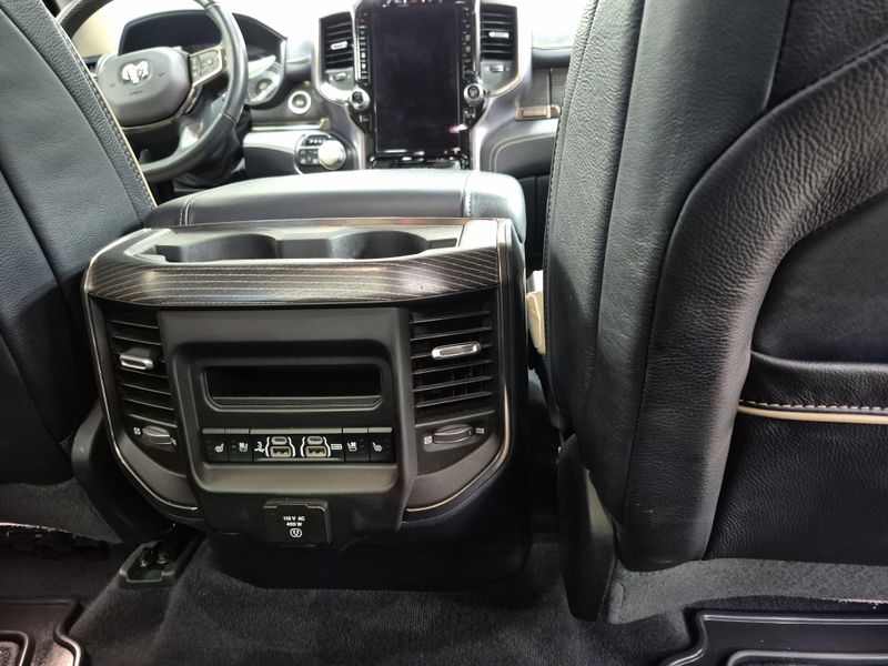 2019 RAM 1500 LimitedImage 9