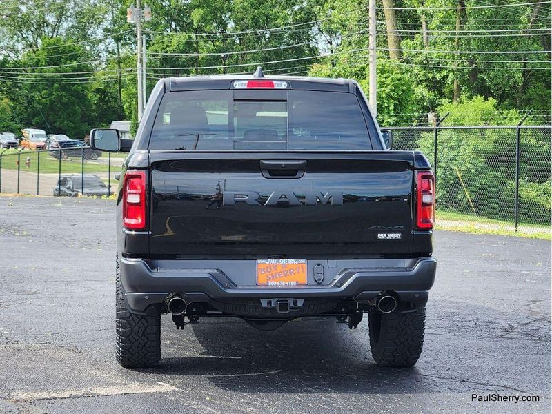 New 2026 RAM 1500 Warlock Crew Cab 4x4 5'7' Box