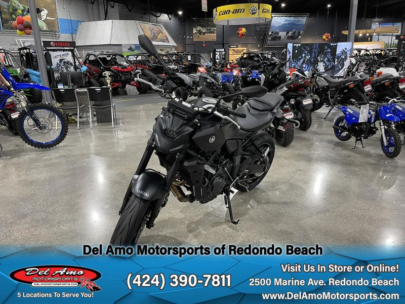2025 Yamaha MT-07 Image 12