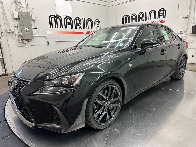 2018 Lexus IS 300 300Image 14