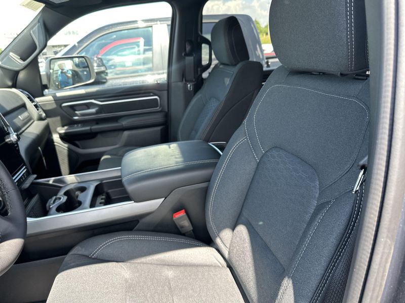 2025 RAM 1500 Big Horn Crew Cab 4x4 5