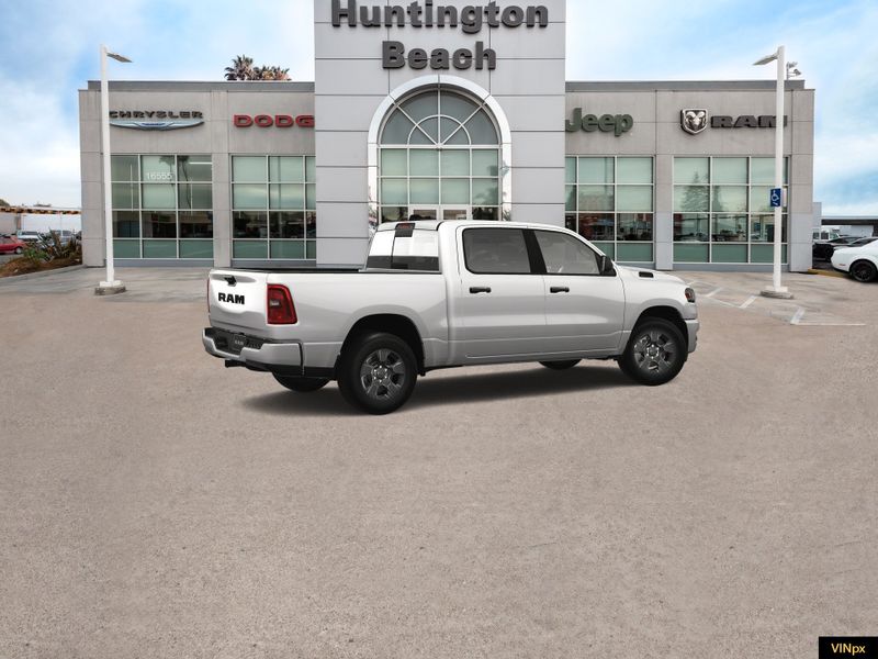 2025 RAM 1500 Tradesman Crew Cab 4x2Image 8