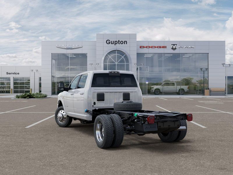 New 2026 RAM 4500 Big Horn Chassis Crew Cab 4x4 60