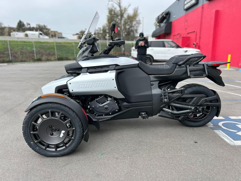 New 2026 Can-Am CANYON STANDARD Image 4