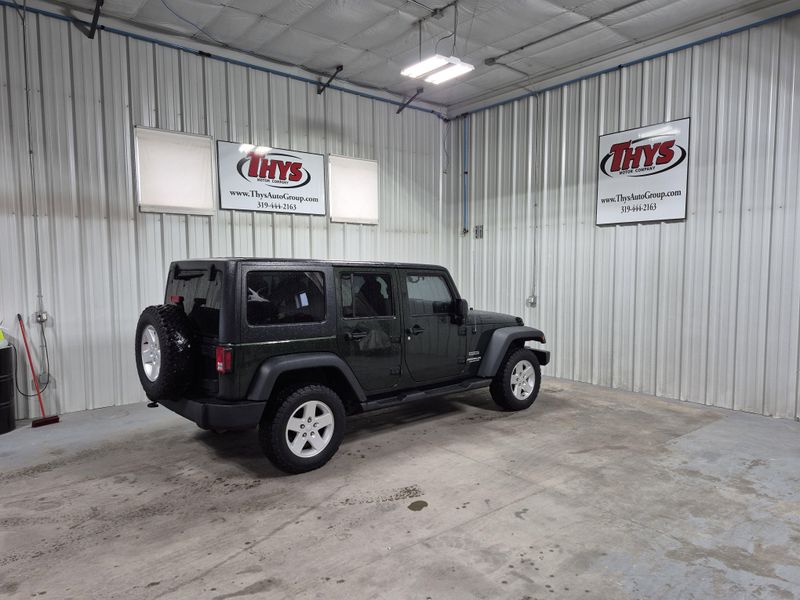 2011 Jeep Wrangler Unlimited SportImage 5