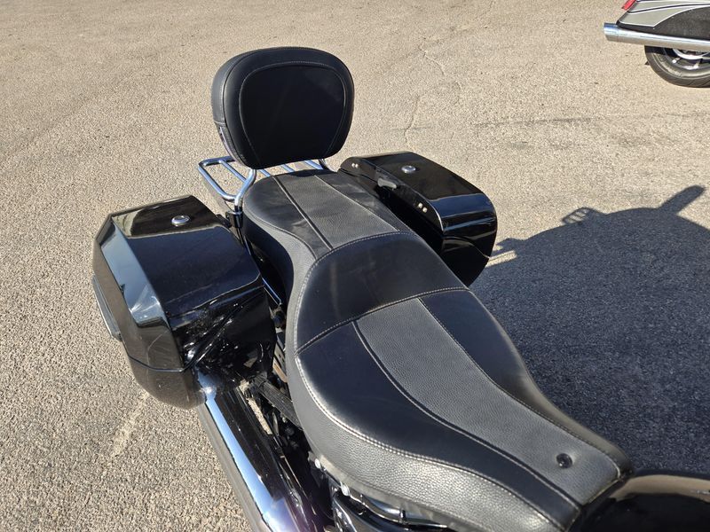 USED 2022 HARLEY SOFTAIL STANDARD Image 13